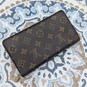 Vintage Louis Vuitton Monogram Wallet